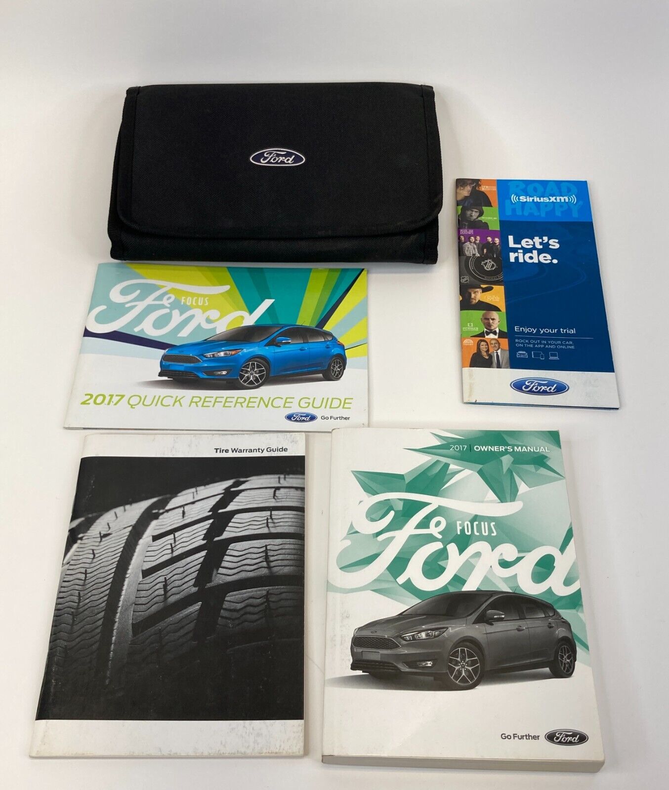 2017 Ford Focus Owners Manual Reference Guide Warranty Information w/ Case Set