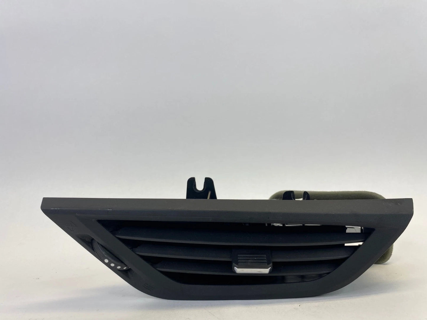 10-17 CHEVROLET EQUINOX DASHBOARD AC AIR VENT GRILLE INNER FRONT RH OEM 2880746