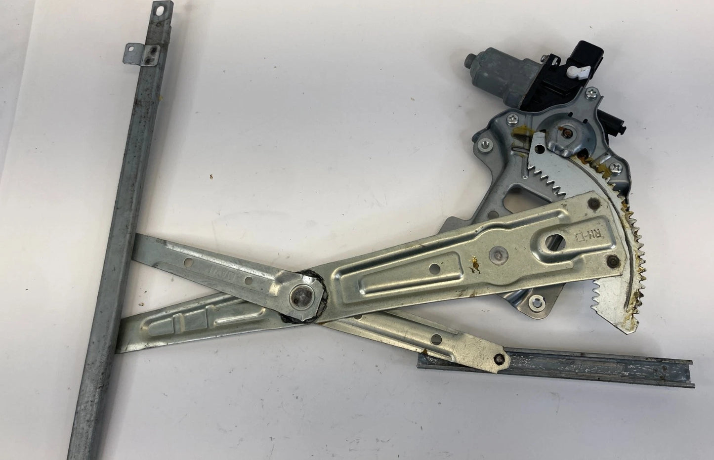 2008-2011 MITSUBISHI LANCER FRONT RIGHT SIDE DOOR WINDOW MOTOR W/ REGULATOR OEM