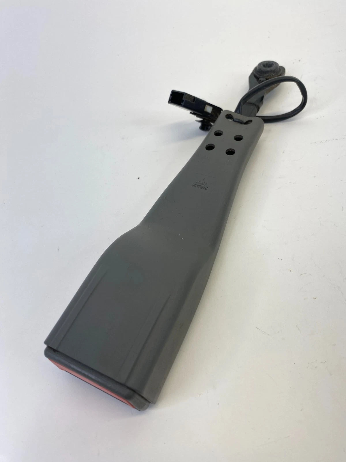 2013-2015 CHEVROLET MALIBU FRONT LEFT DRIVER SIDE SEAT BELT BUCKLE RECEIVER OEM