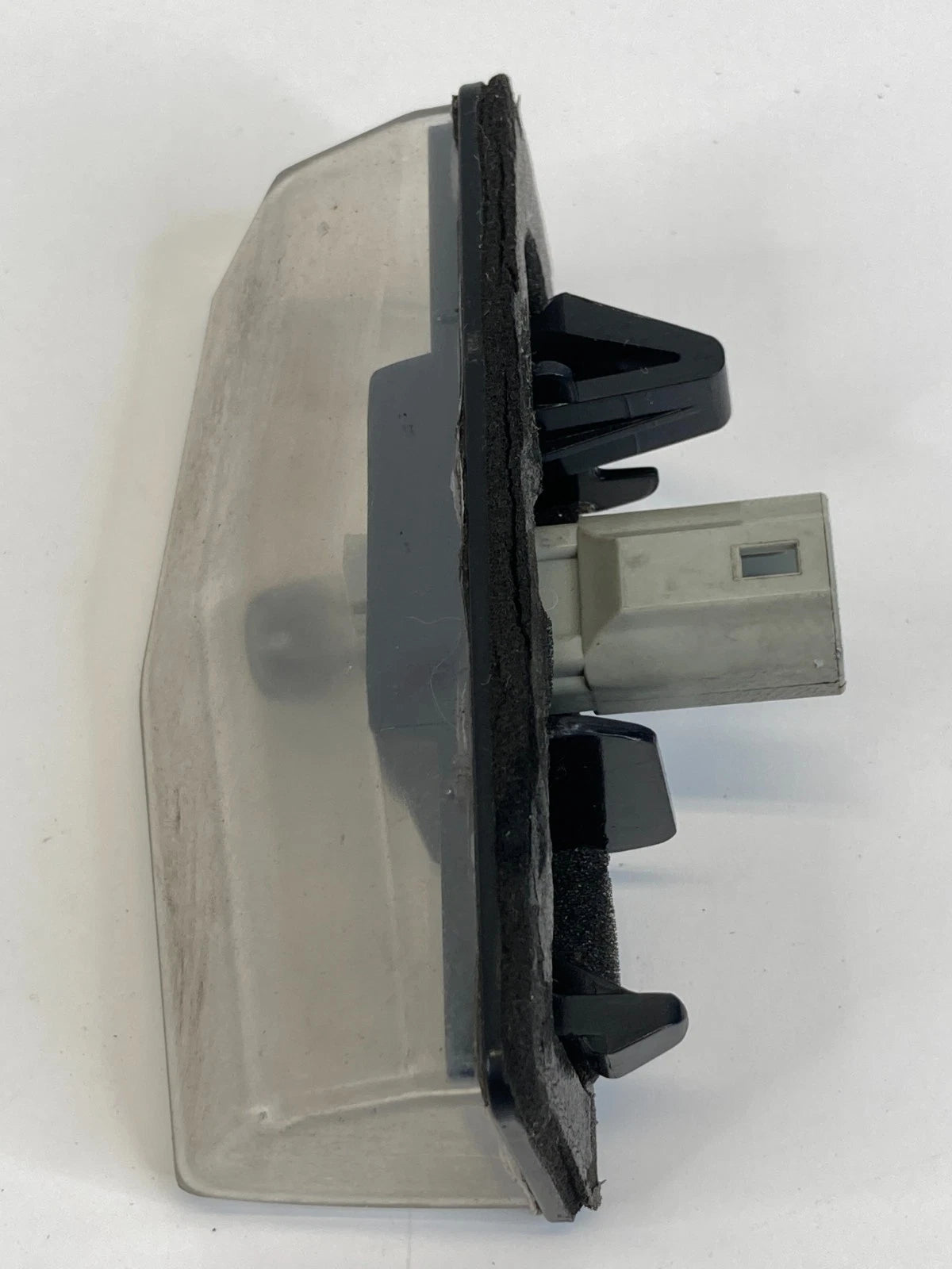 2004-2015 TOYOTA PRIUS BACK REAR TRUNK LICENSE PLATE LIGHT LAMP A045053 OEM