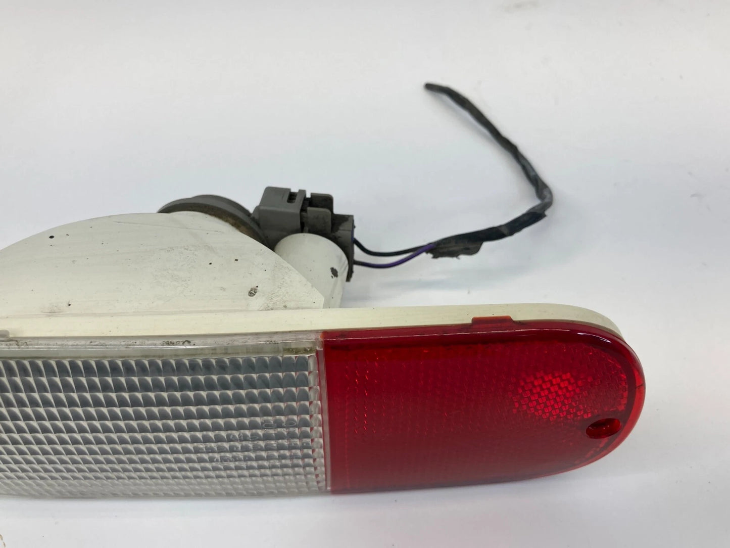 01-05 CHRYSLER PT CRUISER REAR RIGHT PASSENGER SIDE BACKUP LIGHT LAMP 05288752