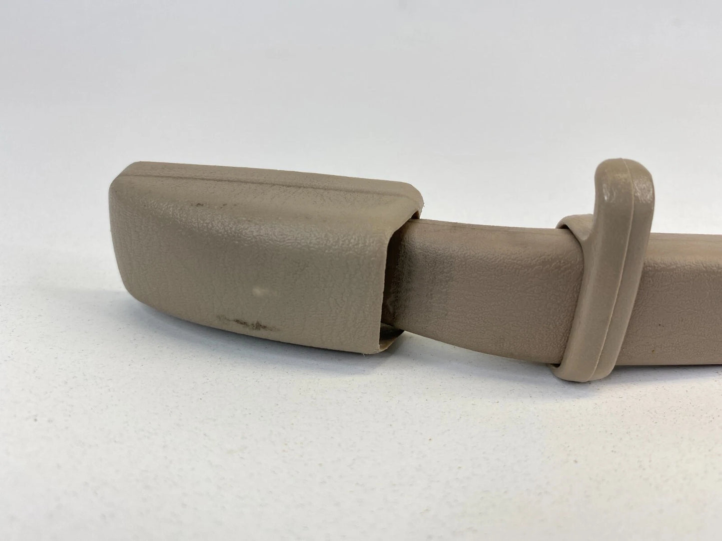 1997-2001 TOYOTA CAMRY REAR ROOF INTERIOR INNER GRAB GRIP HANDLE 74619-AA010