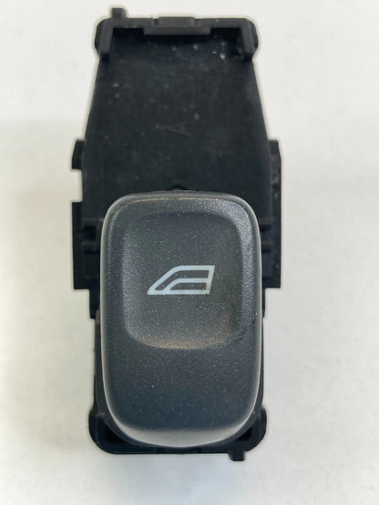 01-09 VOLVO S60 01-07 V70 REAR LEFT DOOR WINDOW CONTROL SWITCH BUTTON 9472275