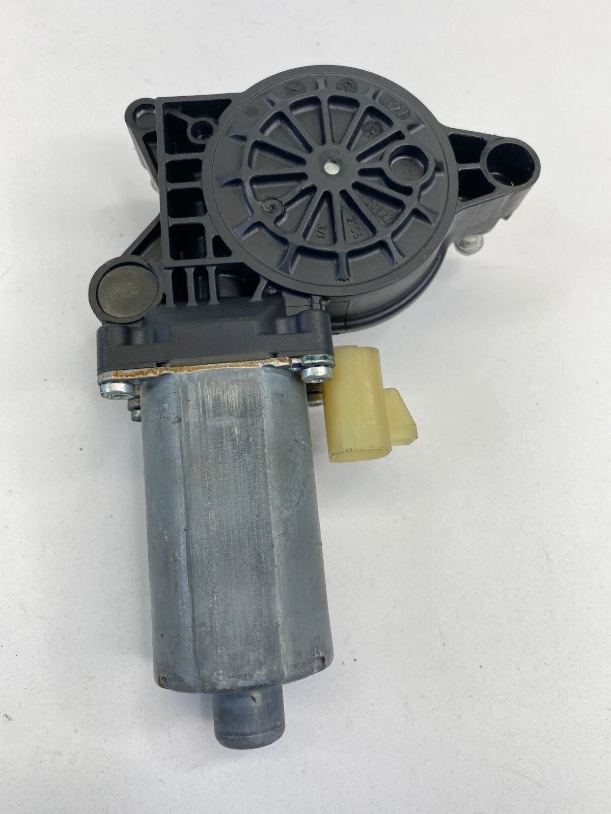 2002-2009 GMC ENVOY TRAILBLAZER REAR RIGHT BACK DOOR WINDOW MOTOR 6004PA1047