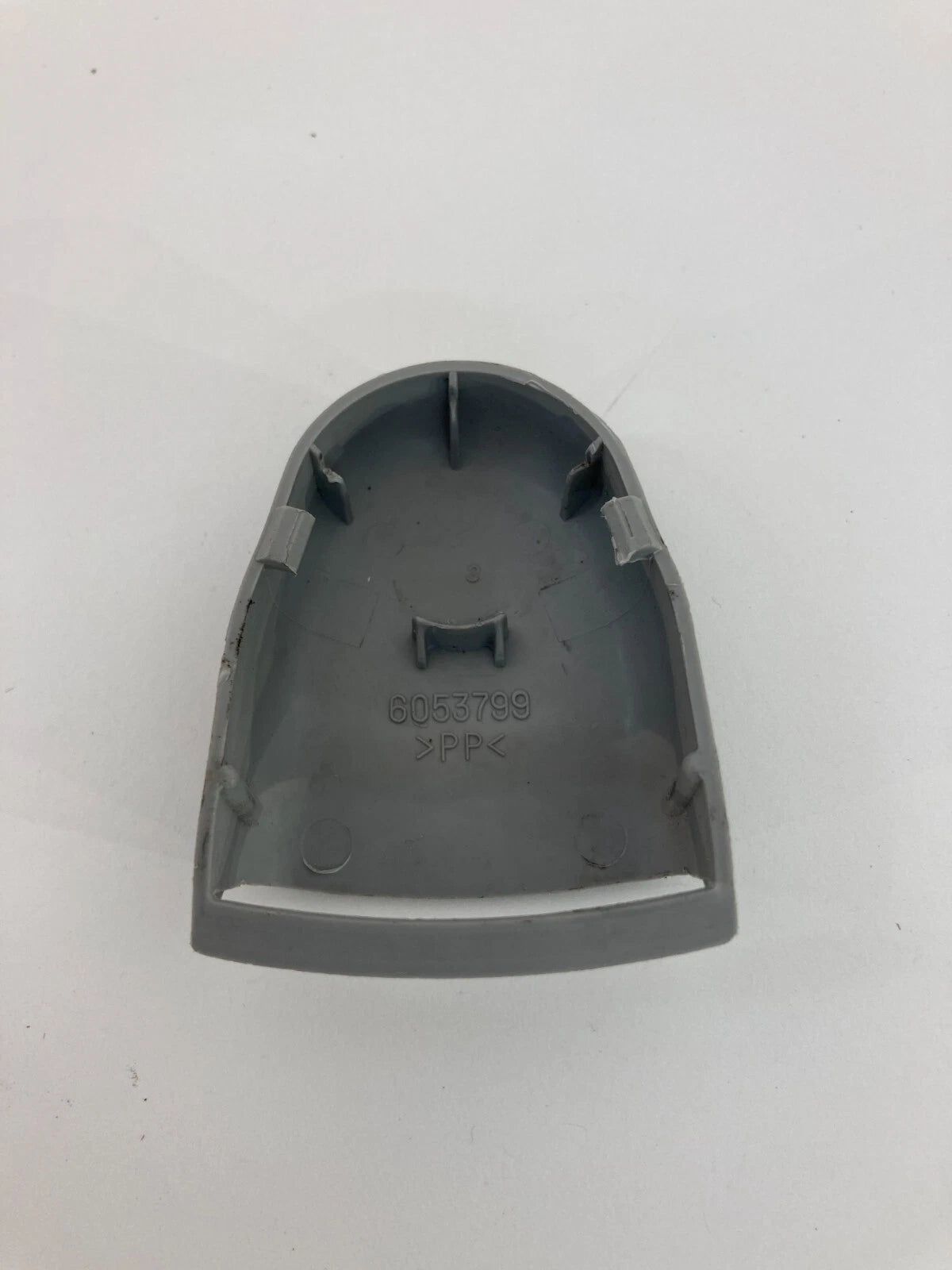 2007-2011 HYUNDAI ACCENT HATCHBACK SEAT BELT COVER PANEL CAP 6053799 OEM
