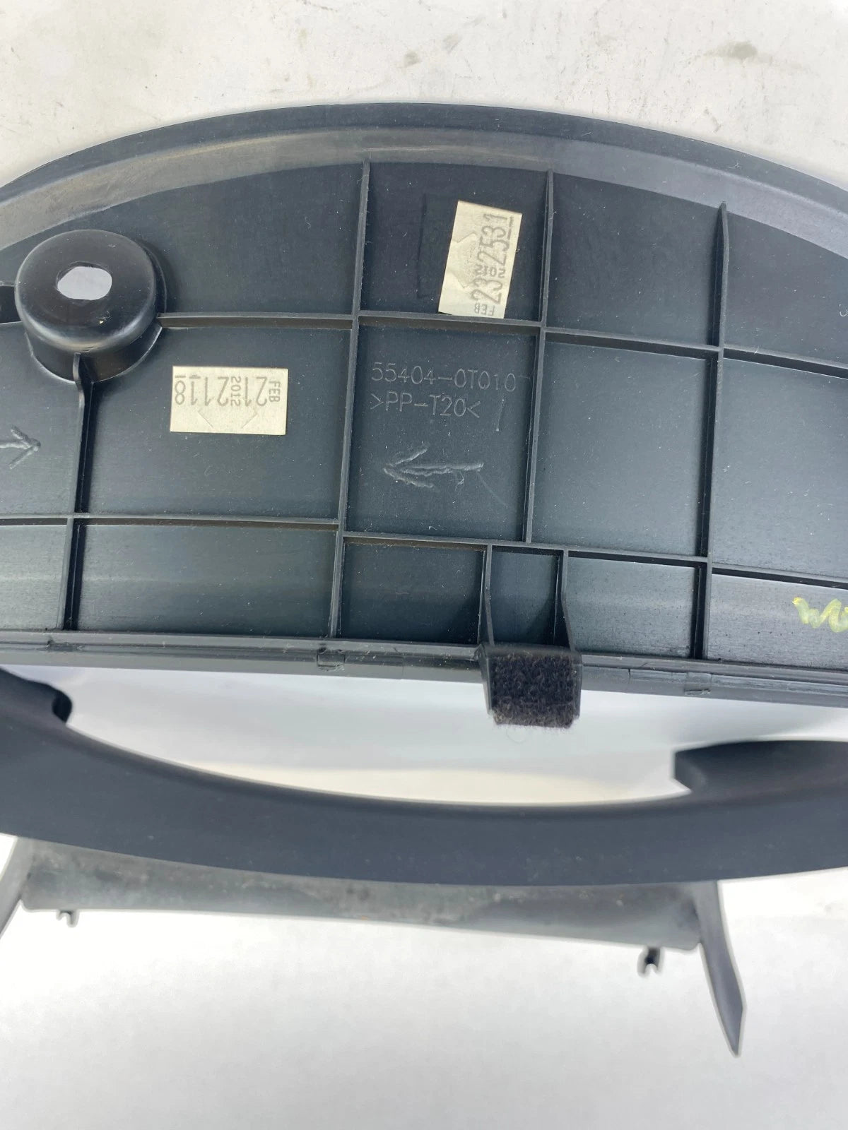 2009-2015 TOYOTA VENZA DASH PANEL SPEEDOMETER CLUSTER TRIM BEZEL OEM 55404-0T010