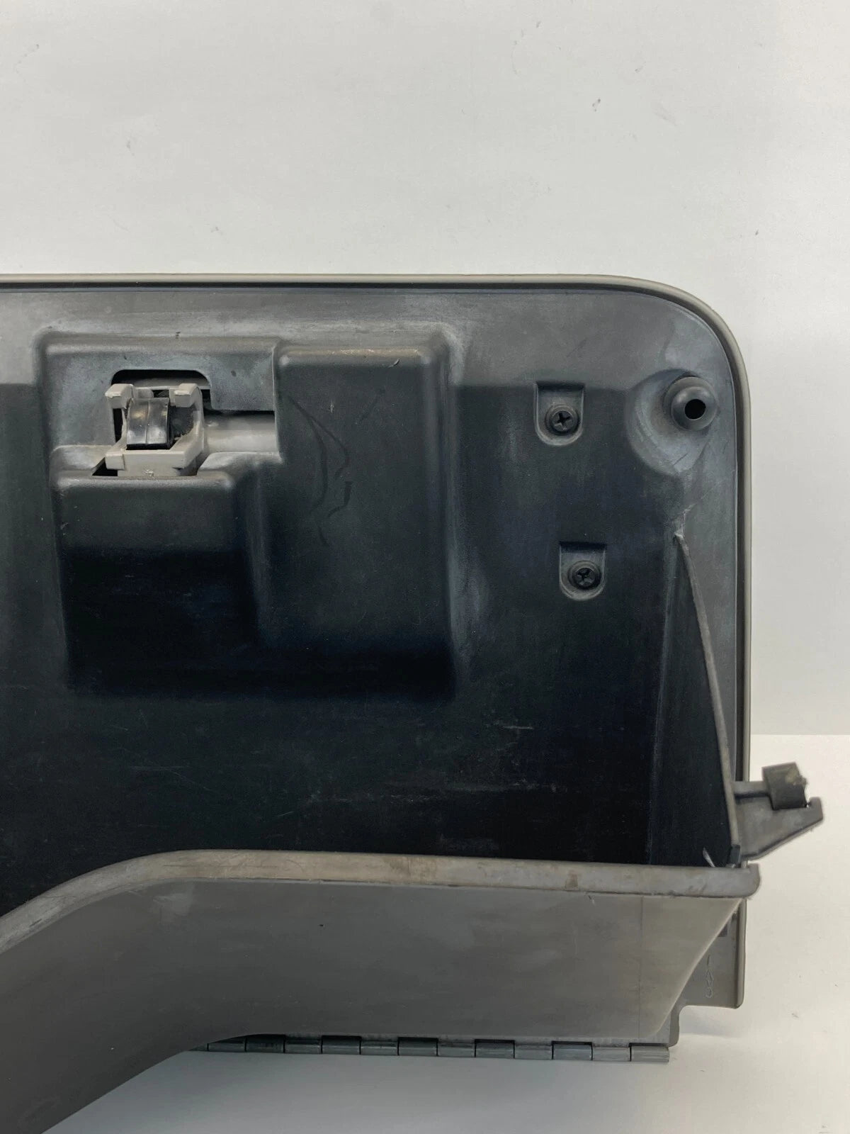 1998-2000 FORD RANGER GLOVE BOX ASSEMBLY STORAGE COMPARTMENT F87X-1006015-AE OEM
