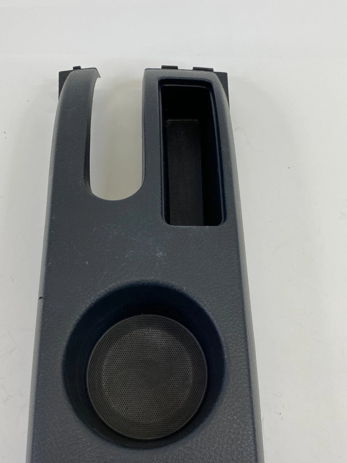 2007-2012 NISSAN VERSA REAR CONSOLE CUPHOLDER CUP HOLDER 96966-EL00A OEM
