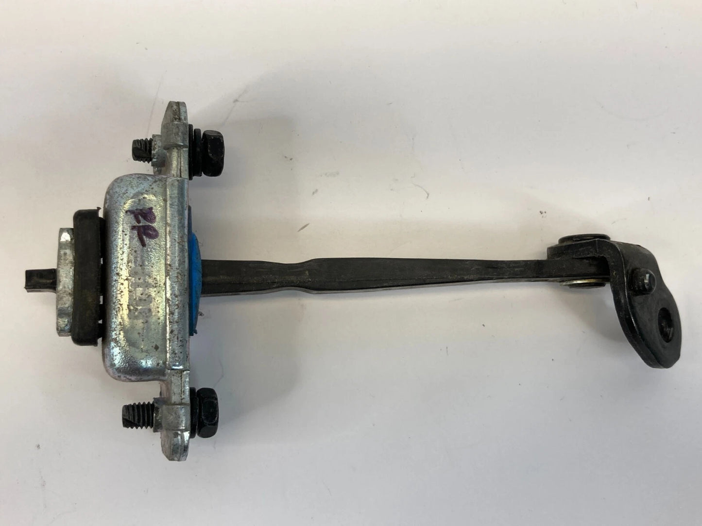 2006-2011 KIA RIO RIO5 REAR RIGHT PASSENGER SIDE DOOR CHECK STOPPER DETENT OEM