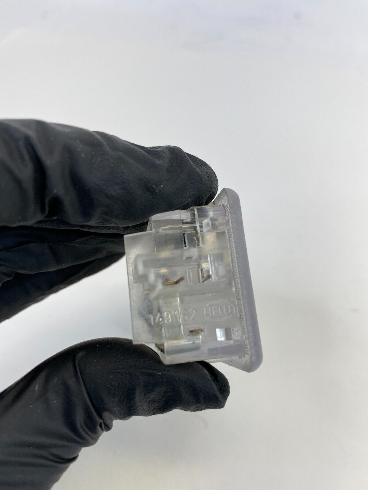 2006 06 530i 330xi 330i 325xi Glove Box Courtesy Light Lamp 63316962045 OEM