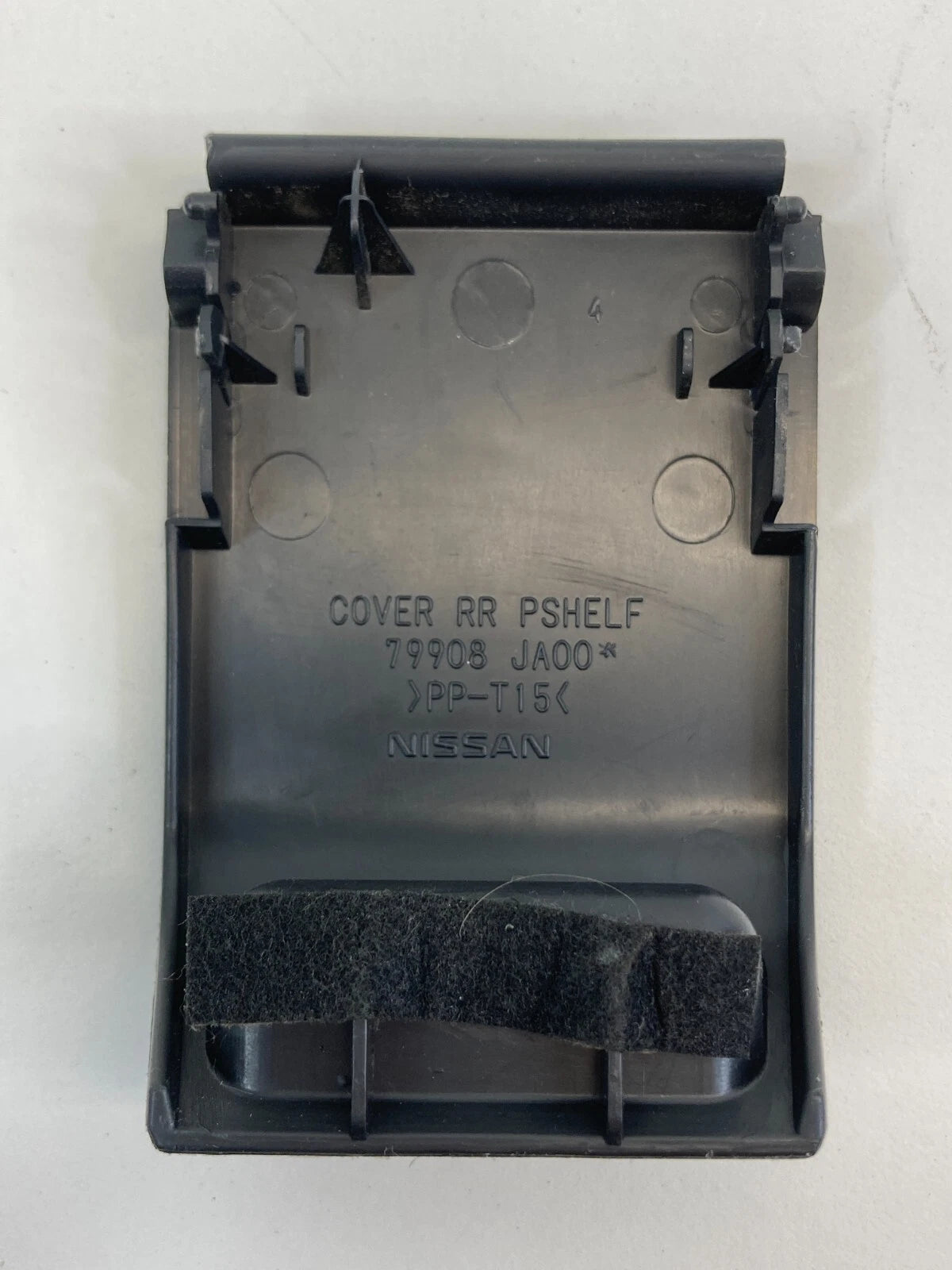 07-12 NISSAN ALTIMA REAR DECK CHILD SEAT ANCHOR HOLE COVER TRIM 79980-JA00 OEM