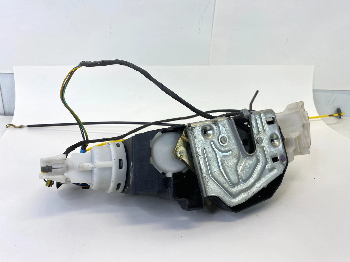 2000-2006 MERCEDES W220 S430 FRONT RIGHT DOOR LATCH ACTUATOR OEM 2207208035