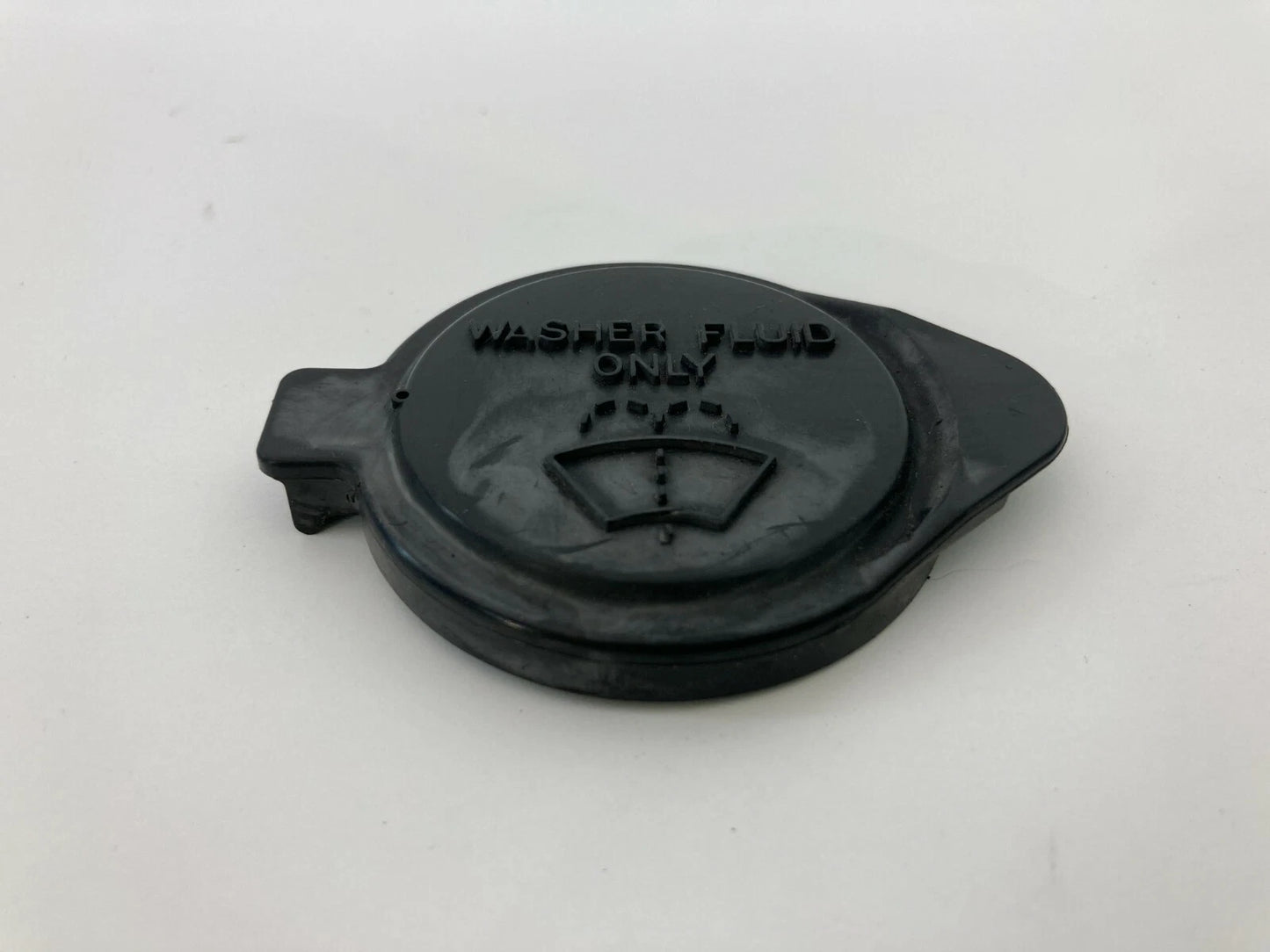 2003-2008 PONTIAC VIBE WINDSHIELD WIPER FLUID TANK RESERVOIR COVER CAP OEM