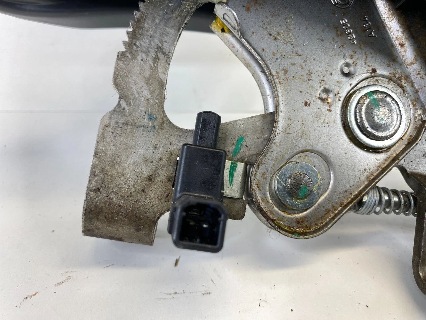 2013-2019 FIAT 500 CENTER CONSOLE PARKING EMERGENCY BRAKE HANDLE LEVER