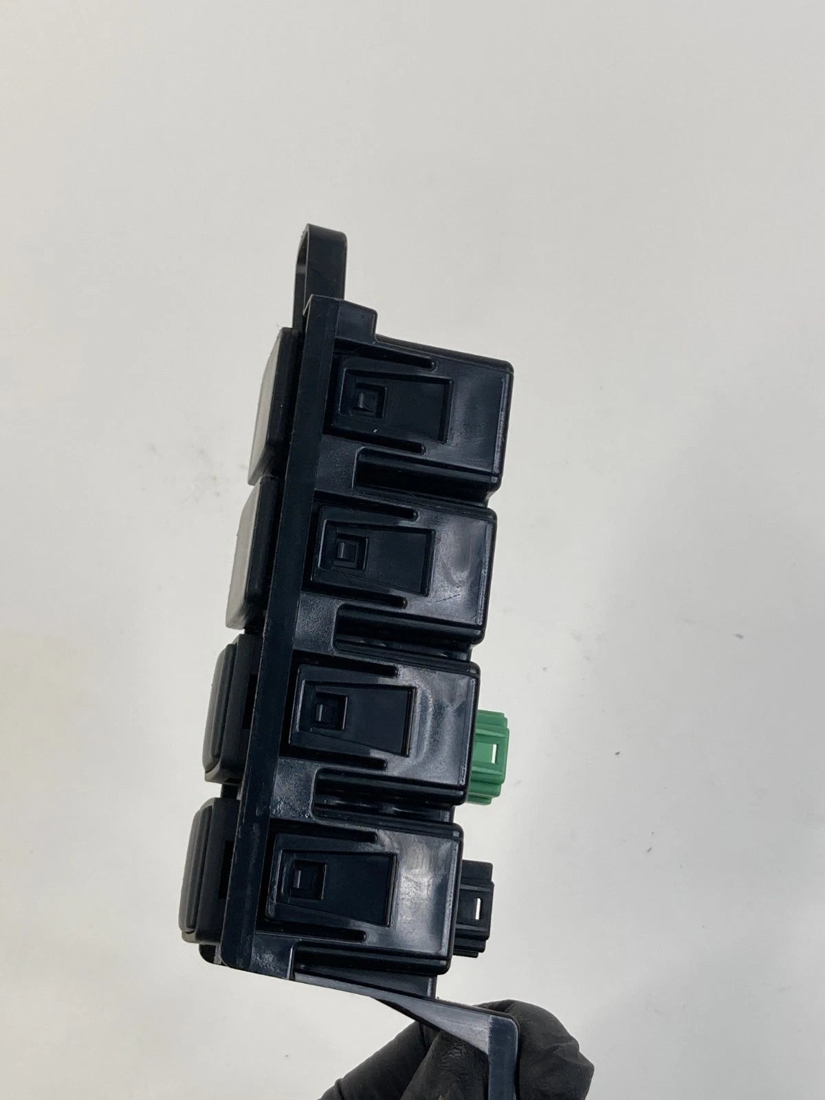 13-20 ALTIMA MAXIMA SENTRA FR LH DASH TRUNK TRACTION OFF CONTROL SWITCH W/BLANKS