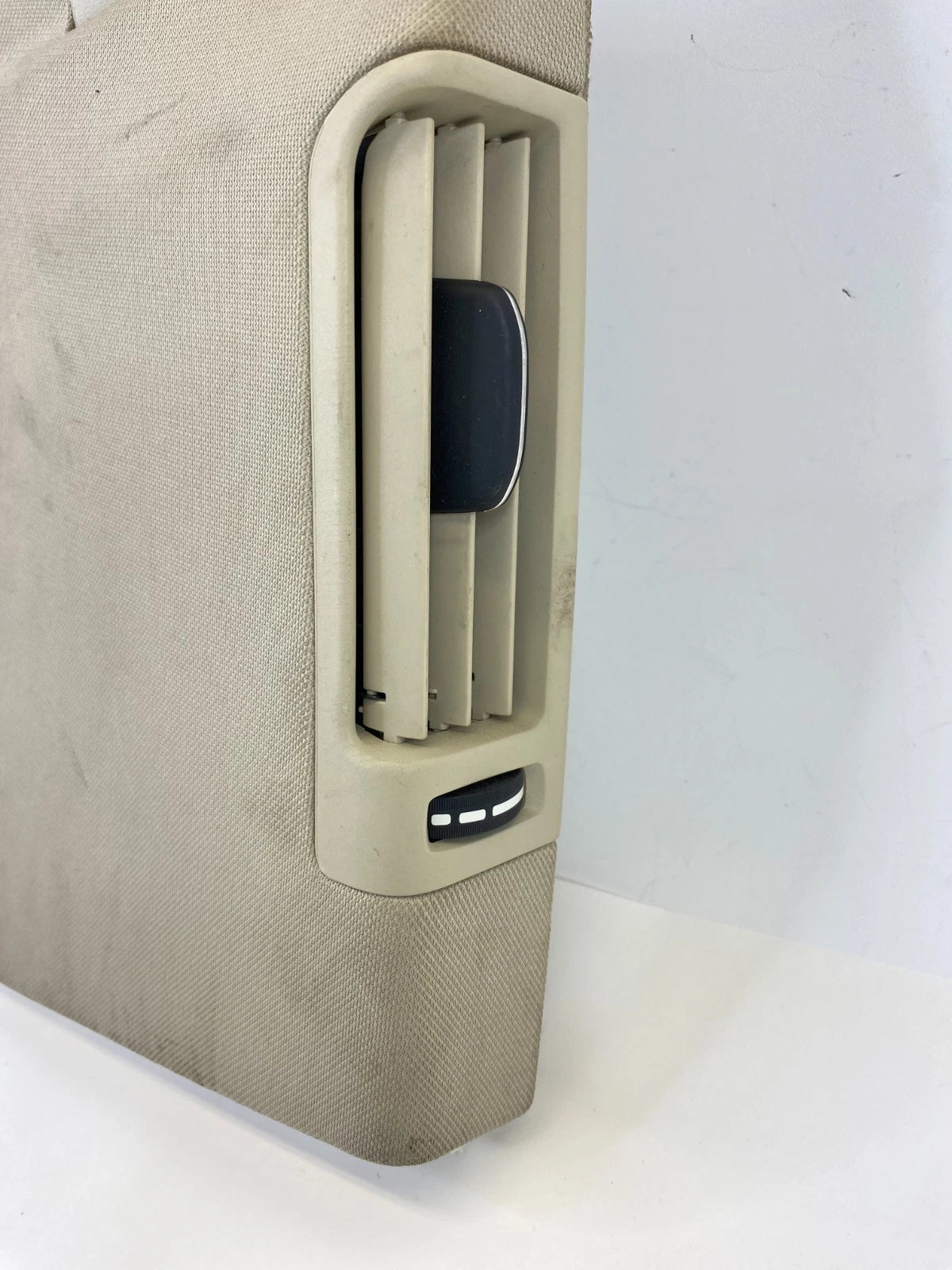 2012-2018 Volvo S60 Front Right Passenger B-Pillar Seat Belt Cover Trim 31307139