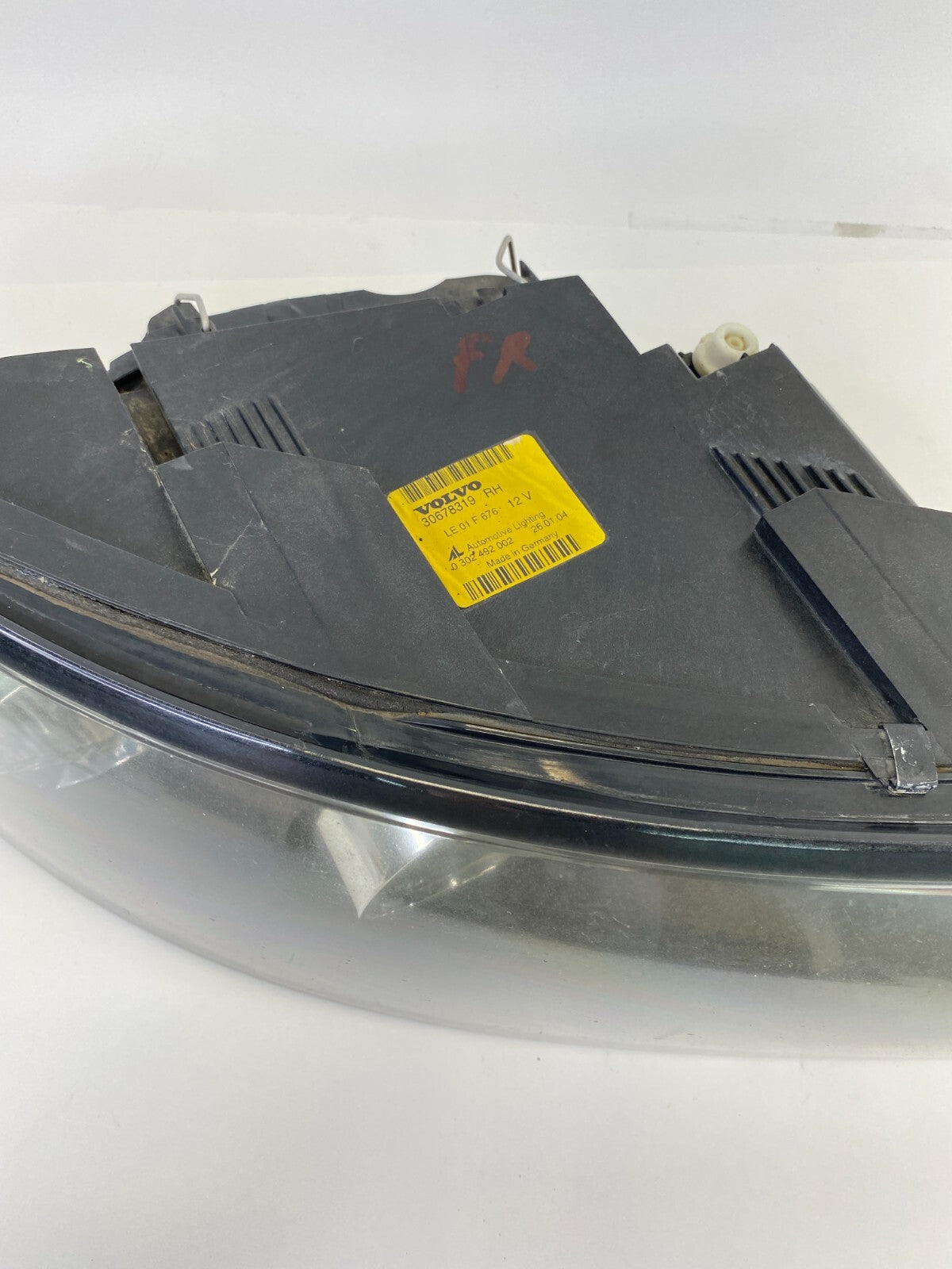 2003 2004 Volvo Front Right Passenger Headlight Headlamp Lamp Halogen 30678319