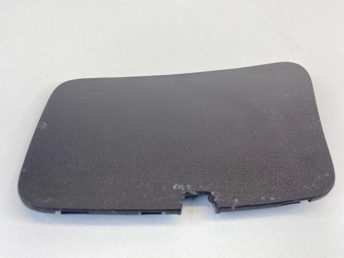 2010-2015 HYUNDAI TUCSON REAR RIGHT TAILGATE LAMP ACCESS COVER CAP 81788-2S000