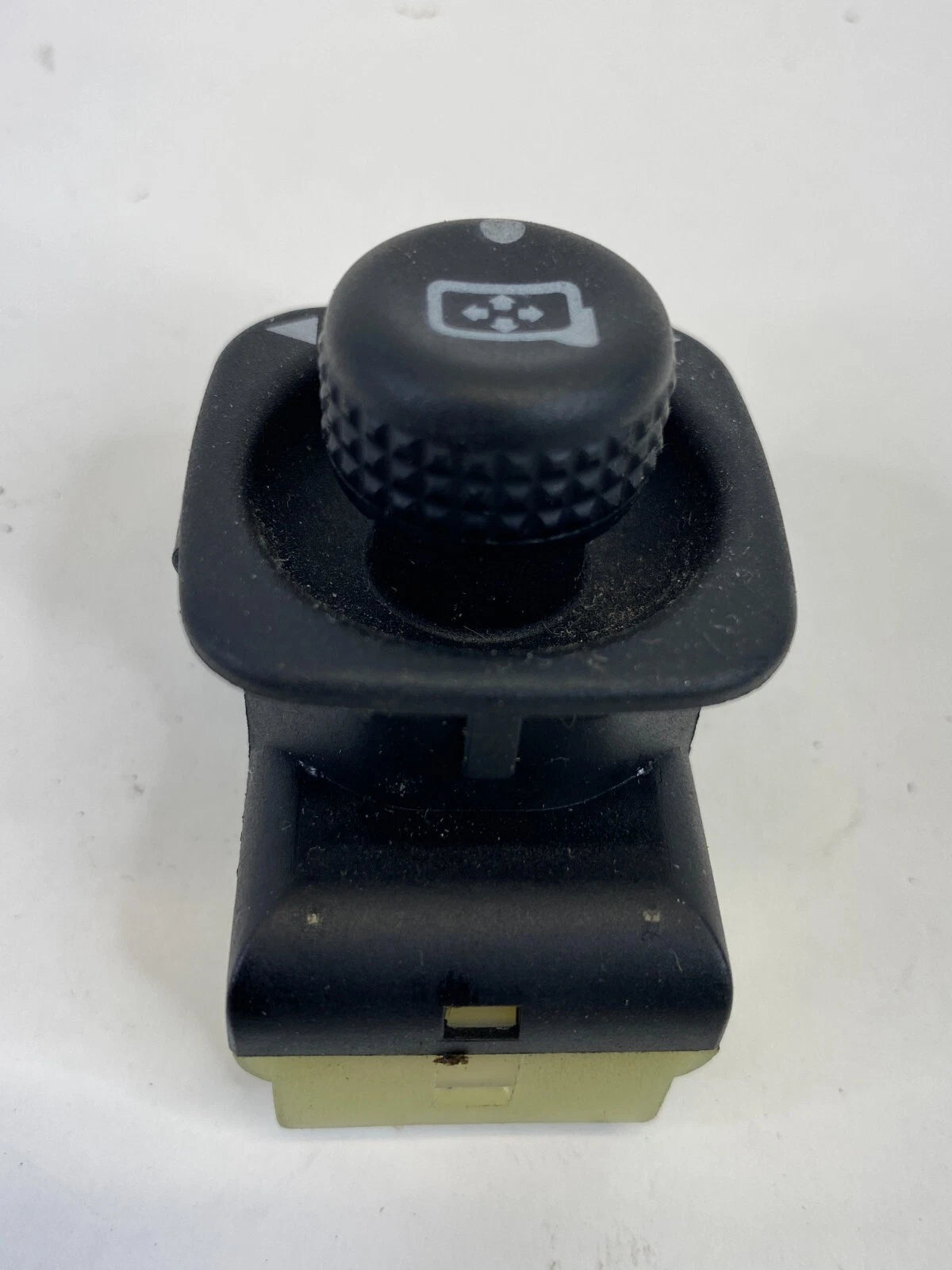 2001-2007 FORD ESCAPE POWER DOOR MIRROR CONTROL SWITCH BUTTON OEM