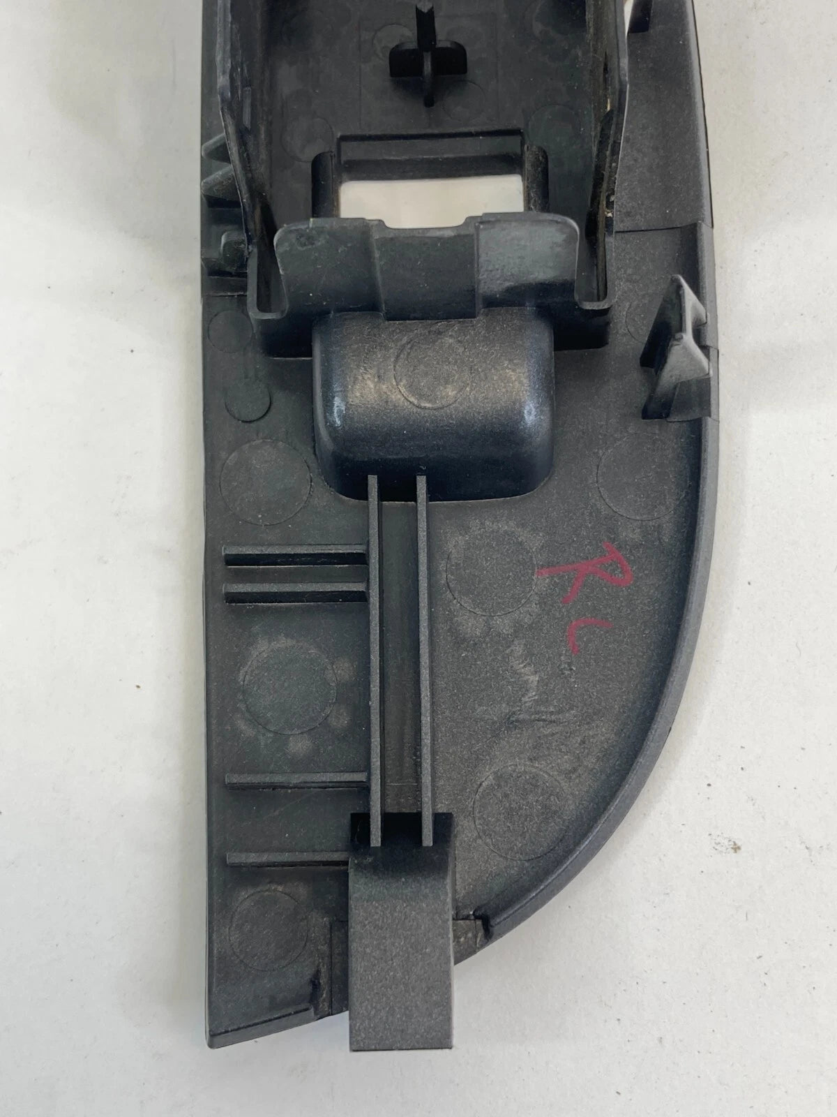 2013-2015 CHEVROLET MALIBU RR LH POWER WINDOW SWITCH BEZEL TRIM UNIT OEM 2082911