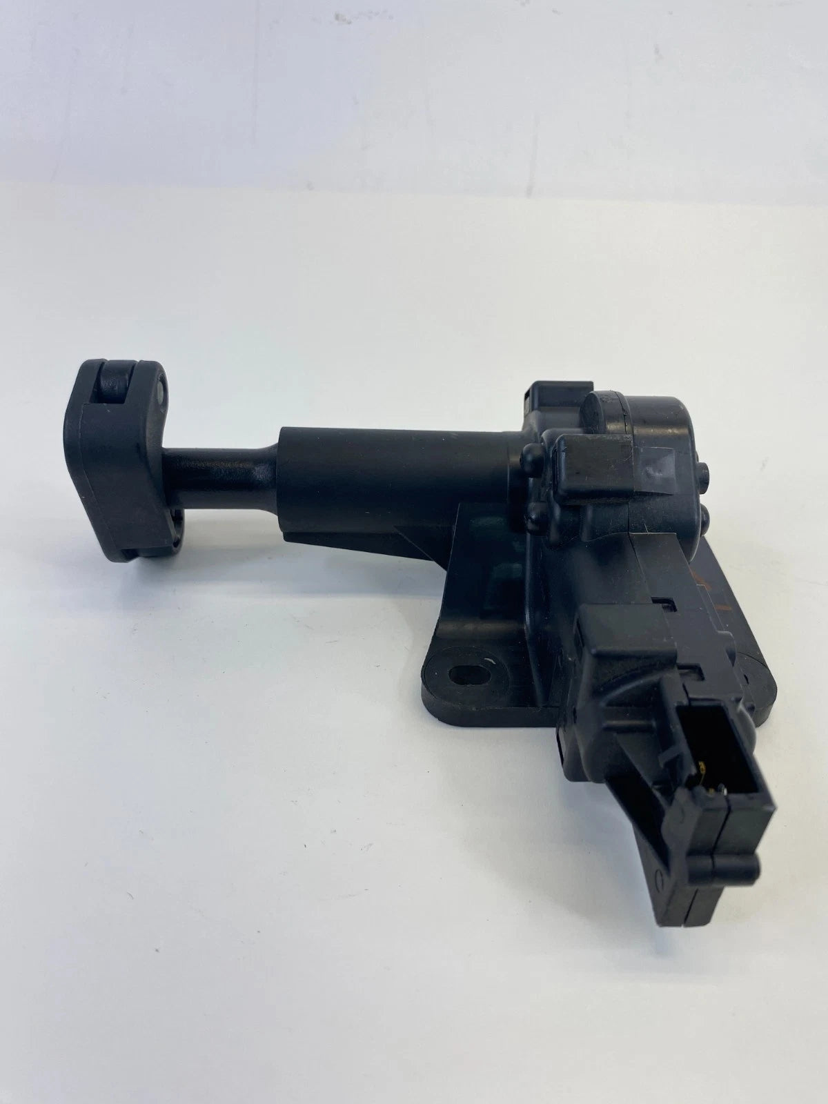 01-16 TOWN & COUNTRY 01-20 G CARAVAN REAR LH QUARTER VENT WINDOW MOTOR ACTUATOR