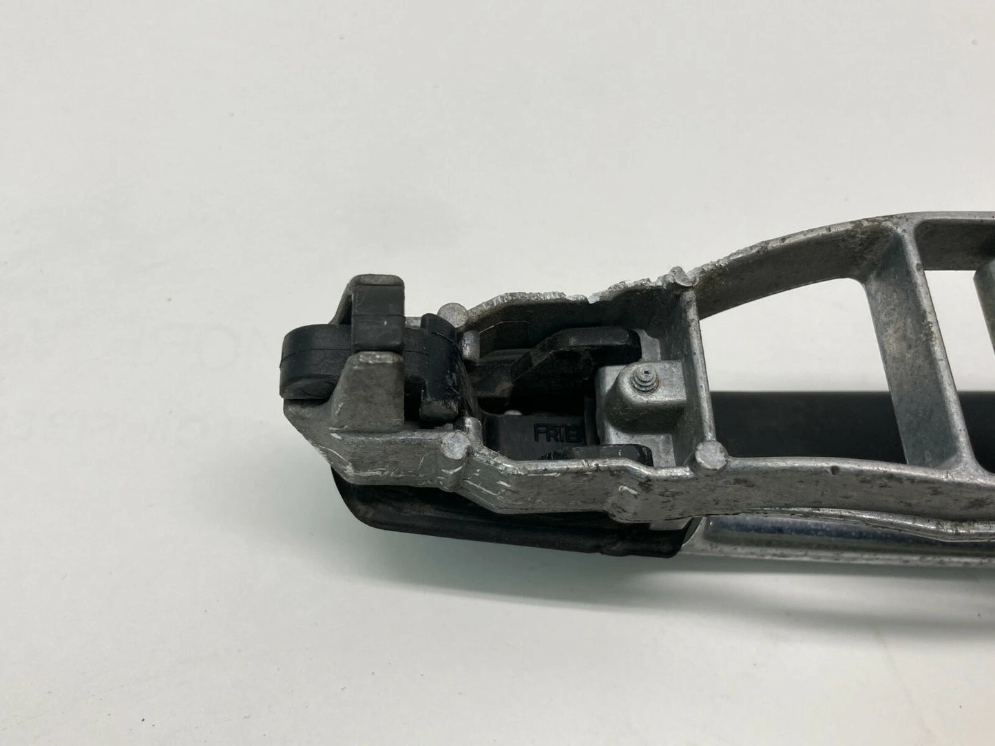 1994-1997 MERCEDES-BENZ C 280 REAR LEFT EXTERIOR DOOR HANDLE ASSEMBLY OEM
