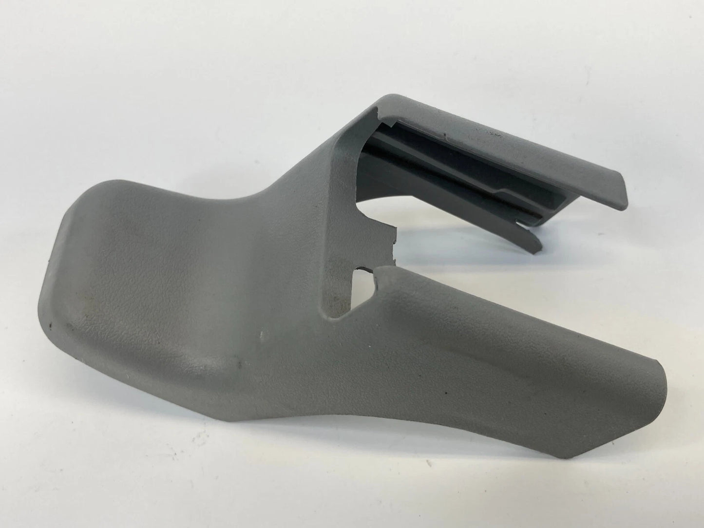 07-11 TOYOTA CAMRY FRONT LEFT OUTER SEAT RAIL TRACK END COVER TRIM 72138-06030