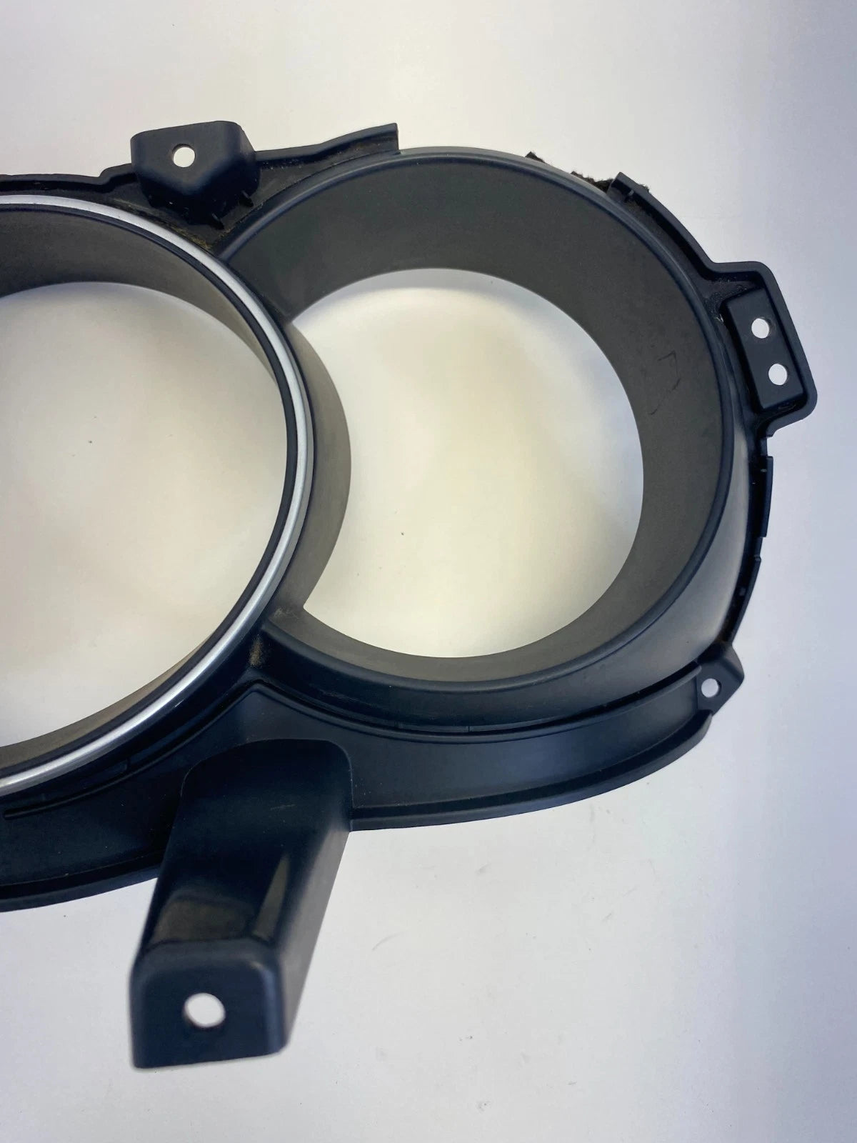 2010 KIA FORTE SPEEDOMETER GAUGE INSTRUMENT CLUSTER BEZEL TRIM OEM 84832-1M200