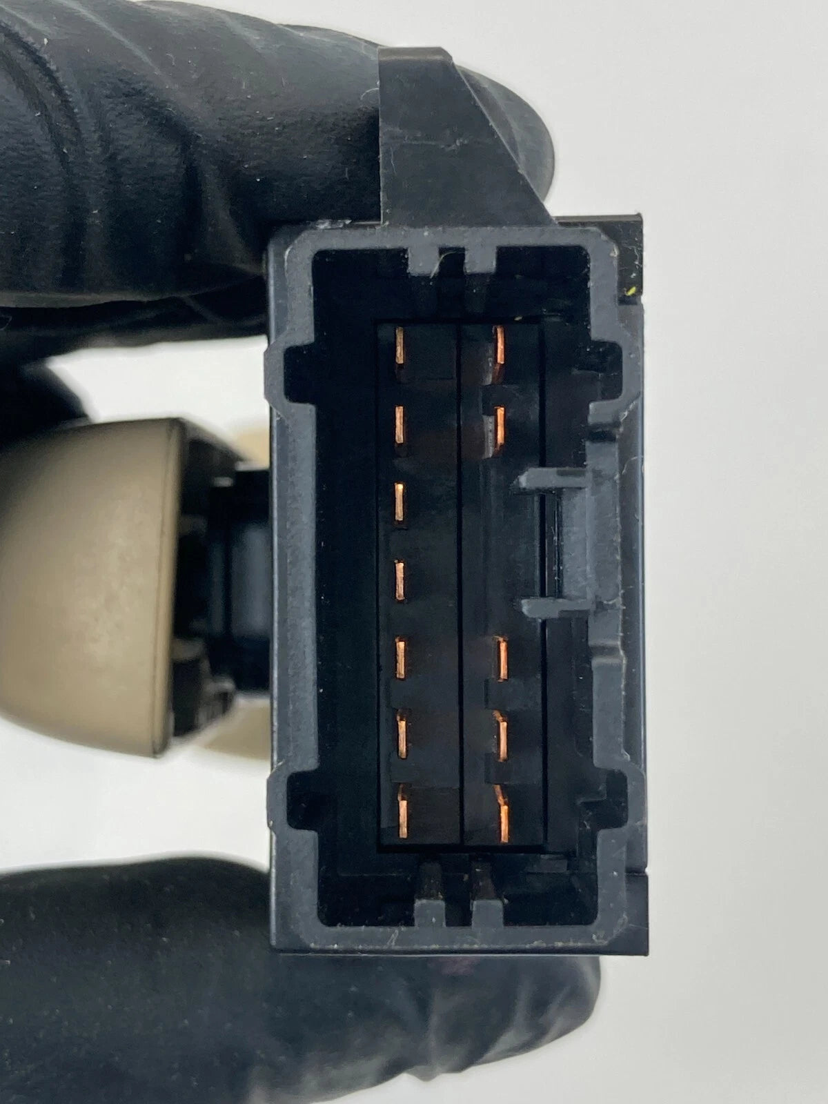 2004-2008 ACURA TL FRONT LEFT SEAT ADJUSTMENT CONTROL SWITCH 4121603-SDB3-A700