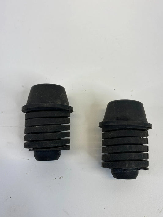 2012-2015 CHEVROLET CAPTIVA SPORT RUBBER HOOD STOPPER BUMPER CUSHION OEM