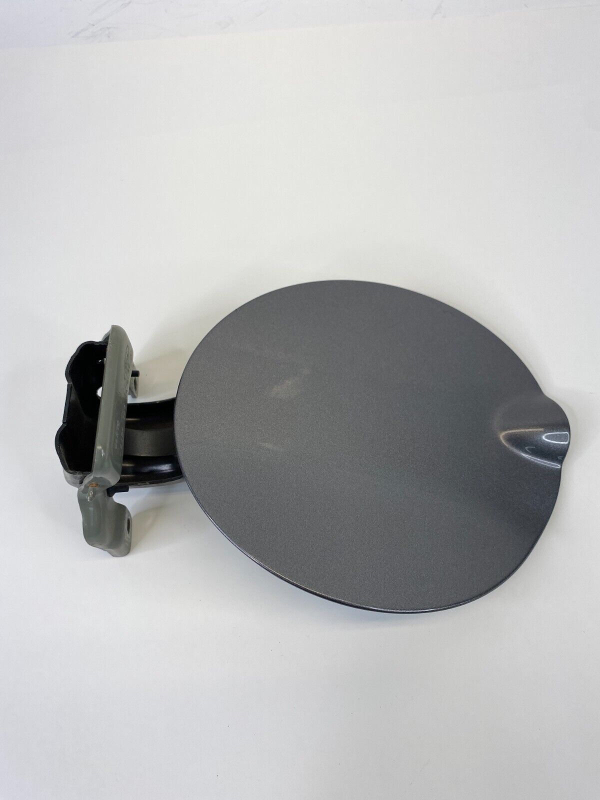 2008-2012 Ford Escape Fuel Filler Tank Door Gas Lid Cover 8784-784-5A26-AG OEM