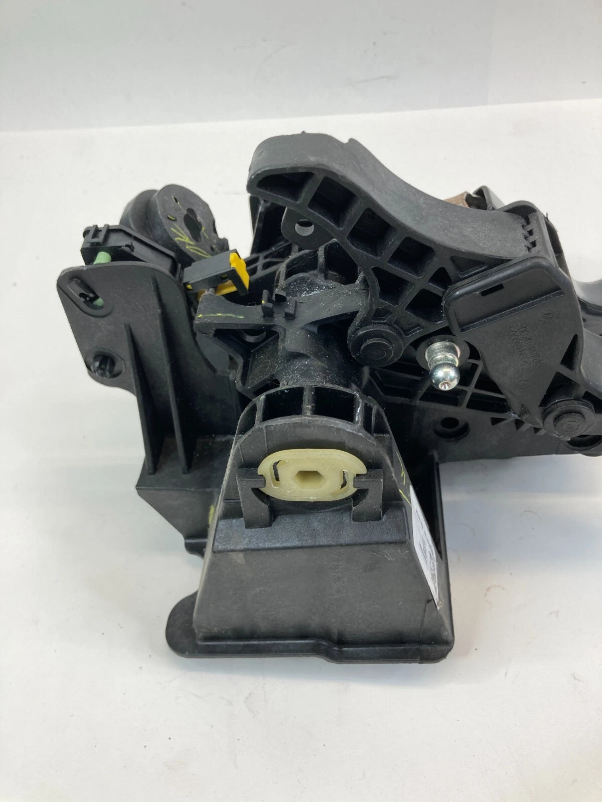 12-19 FIAT 500 1.4L MANUAL BRAKE STOP & CLUTCH FOOT PEDAL ASSEMBLY P68324962AB