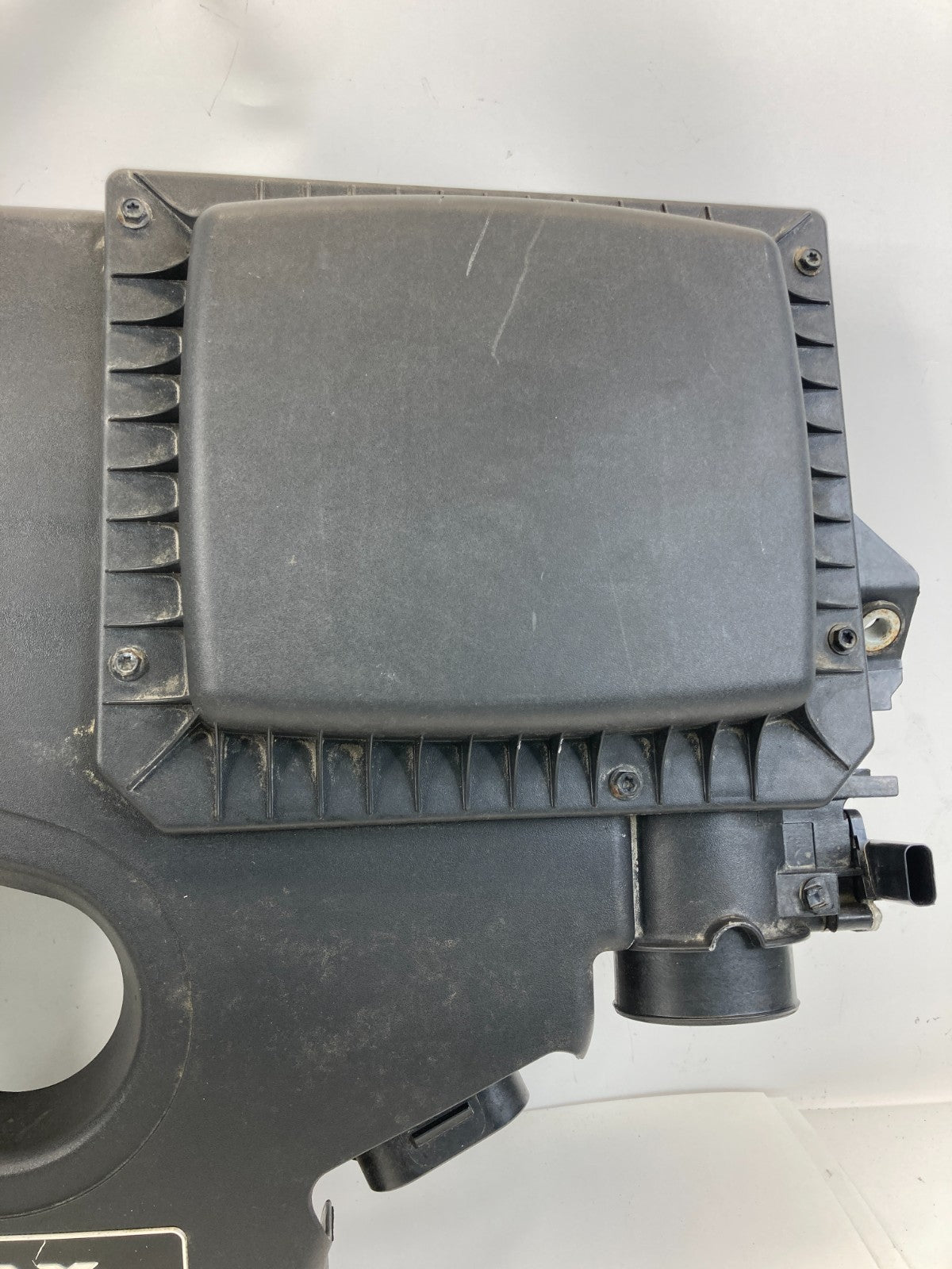 2013-2018 Ford C-Max Hybrid 2.0L L4 Air Cleaner Intake Body Filter Housing OEM