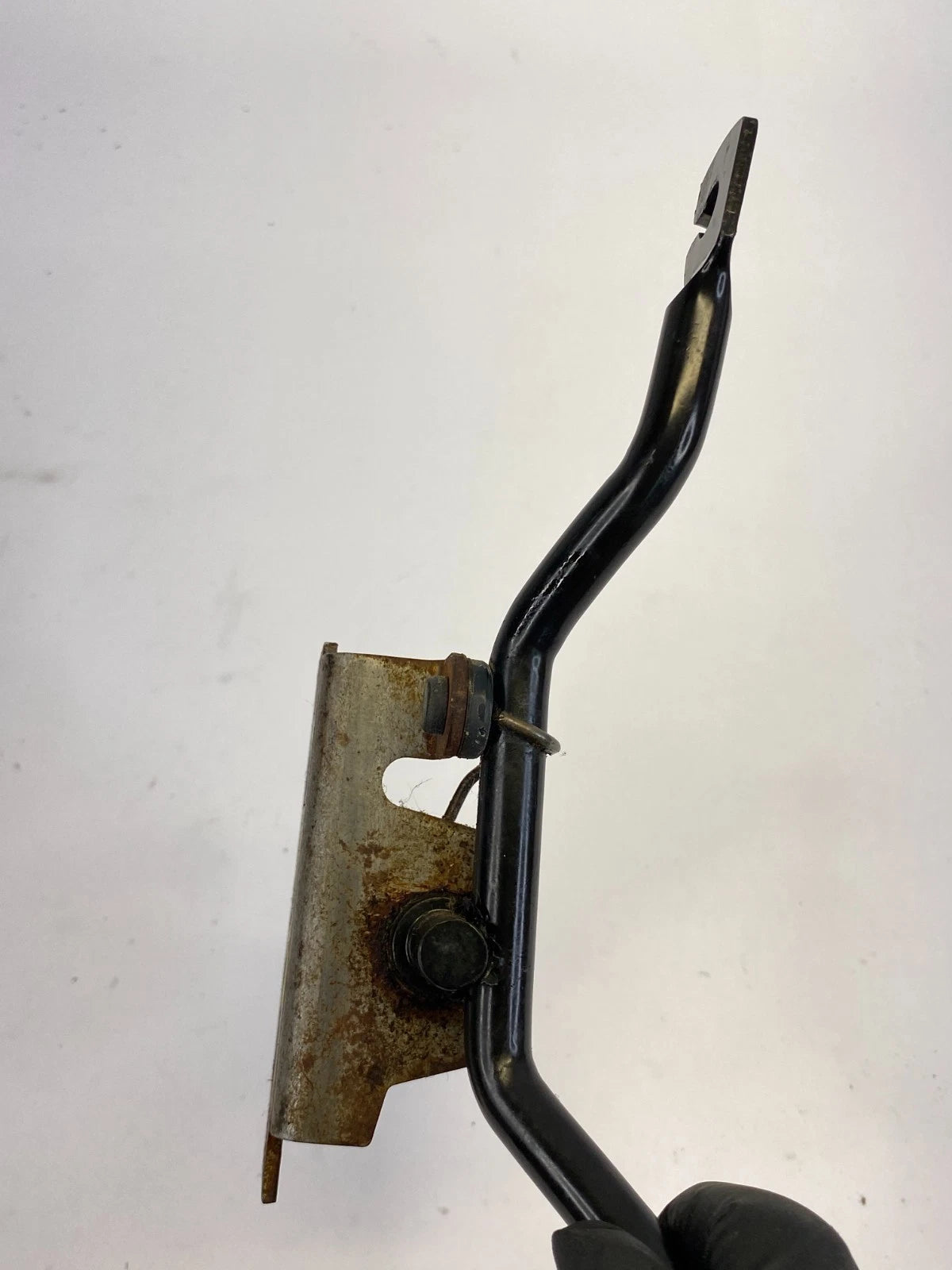 2001-2005 HONDA CIVIC 1.7 A/T ACCELERATOR GAS PEDAL WITH BRACKET MOUNT OEM