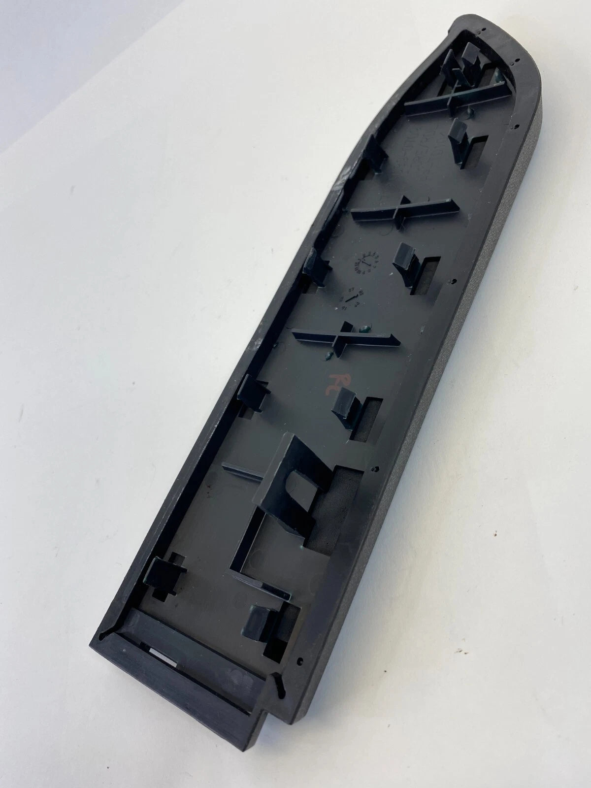 07-12 MITSUBISHI GALANT REAR LEFT DOOR PANEL ARMREST ARM REST 722A039-0709 OEM