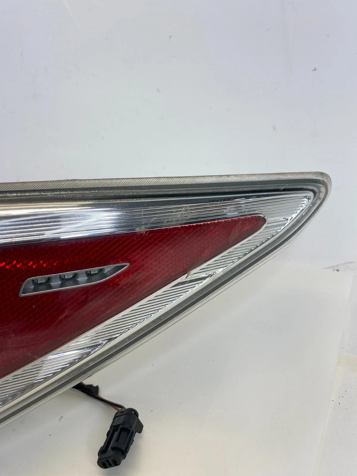 2011-2015 HYUNDAI SONATA RIGHT SIDE TAILLIGHT TAIL LIGHT LAMP OUTER QUARTER OEM