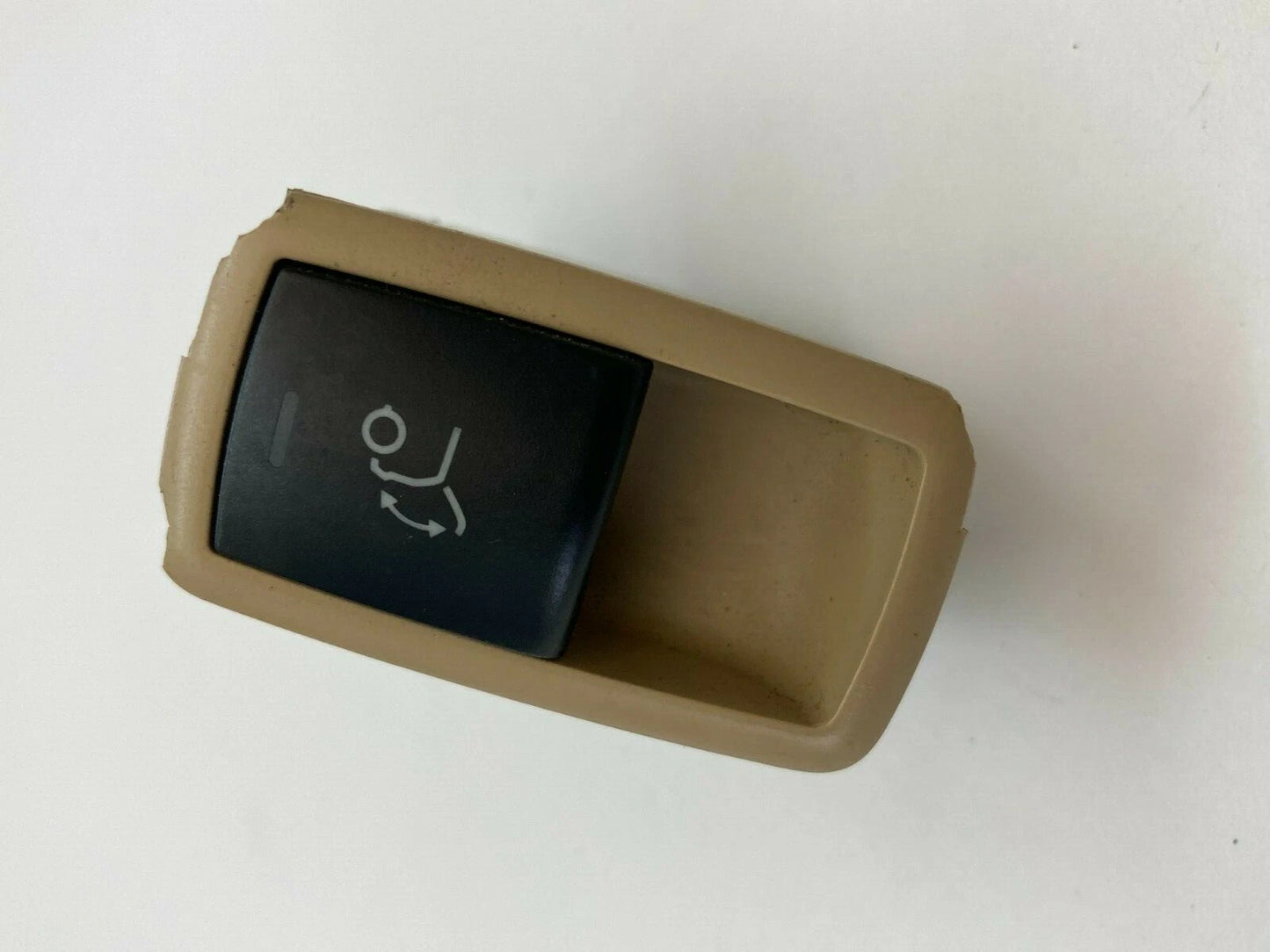 06-08 MERCEDES-BENZ R350 TRUNK LIFTGATE RELEASE CONTROL SWITCH BUTTON A251820121