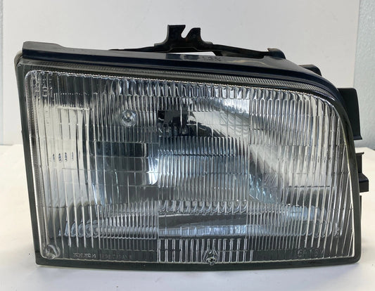 1998-2002 ISUZU TROOPER FRONT RIGHT PASSENGER SIDE HEADLIGHT ASSEMBLY OEM