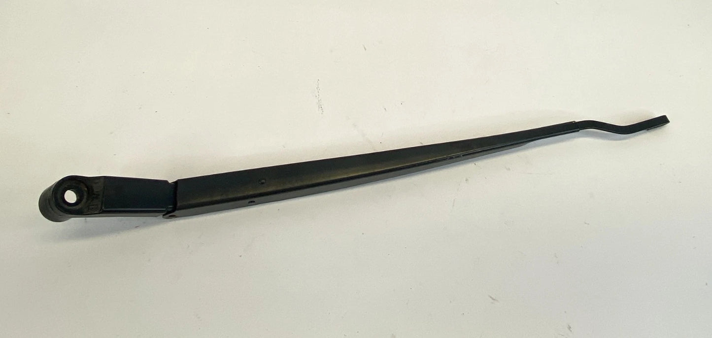 2004-2009 TOYOTA PRIUS FRONT LEFT AND RIGHT WINDSHIELD WIPER ARM PAIR SET OEM