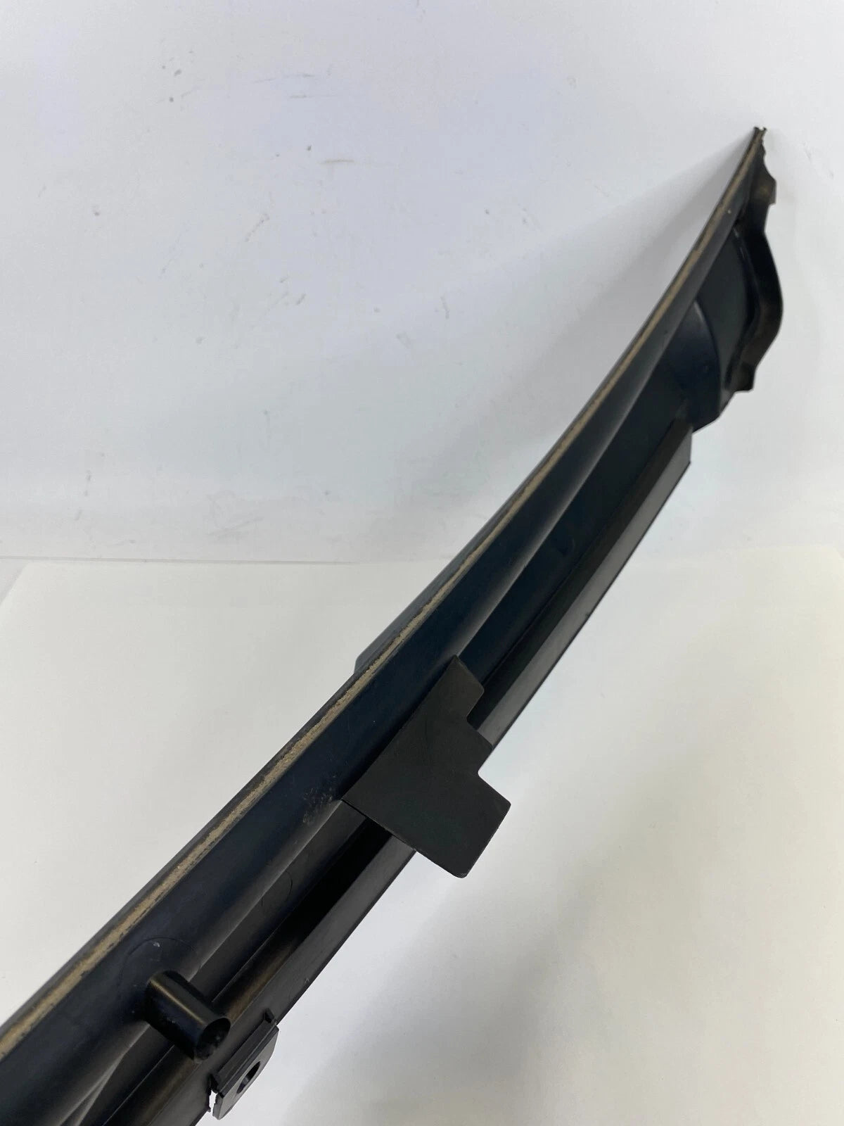 05-11 AUDI A6 QUATTRO 06-11 A6 FRONT COWL MOLDING WINDSHIELD COVER 4F1819403 OEM