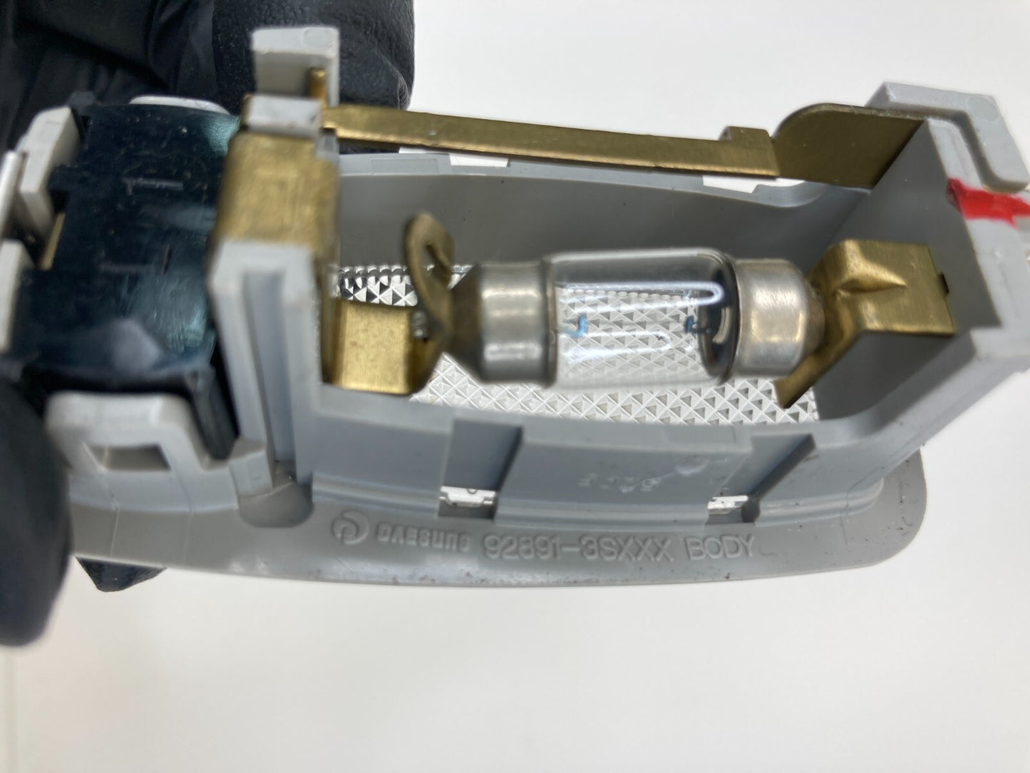 2014-2019 Kia Soul Left Roof Sun Visor Sunvisor Vanity Lamp Light 92891-3SXXX