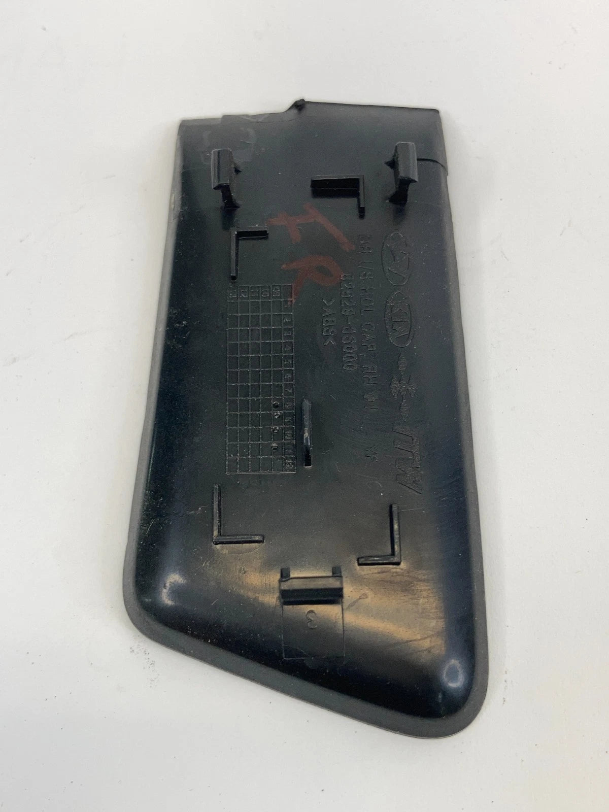11-14 HYUNDAI SONATA FRONT RIGHT DOOR INNER HANDLE SCREW CAP COVER 82629-3S000