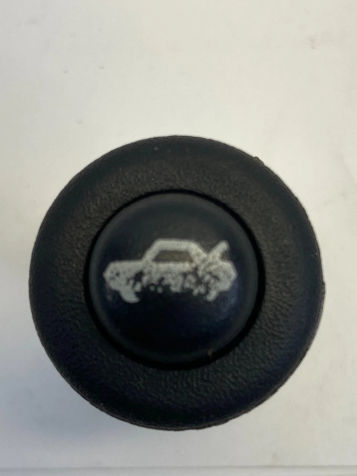 2005-2010 CHRYSLER 300 TRUNK LID RELEASE LOCK SWITCH ASSEMBLY 04760847AC OEM