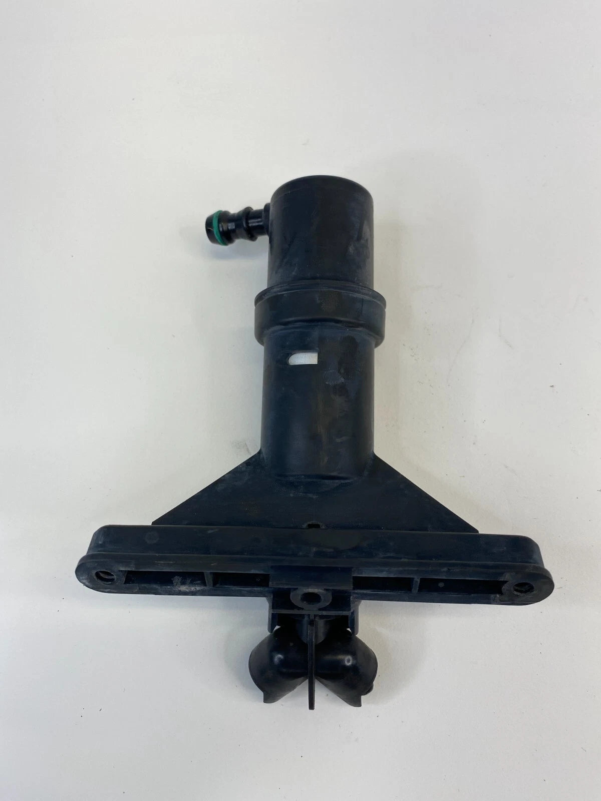 2004-2007 BMW 530I 525I 06-10 BMW 550I RIGHT HEADLIGHT WASHER NOZZLE RH OEM