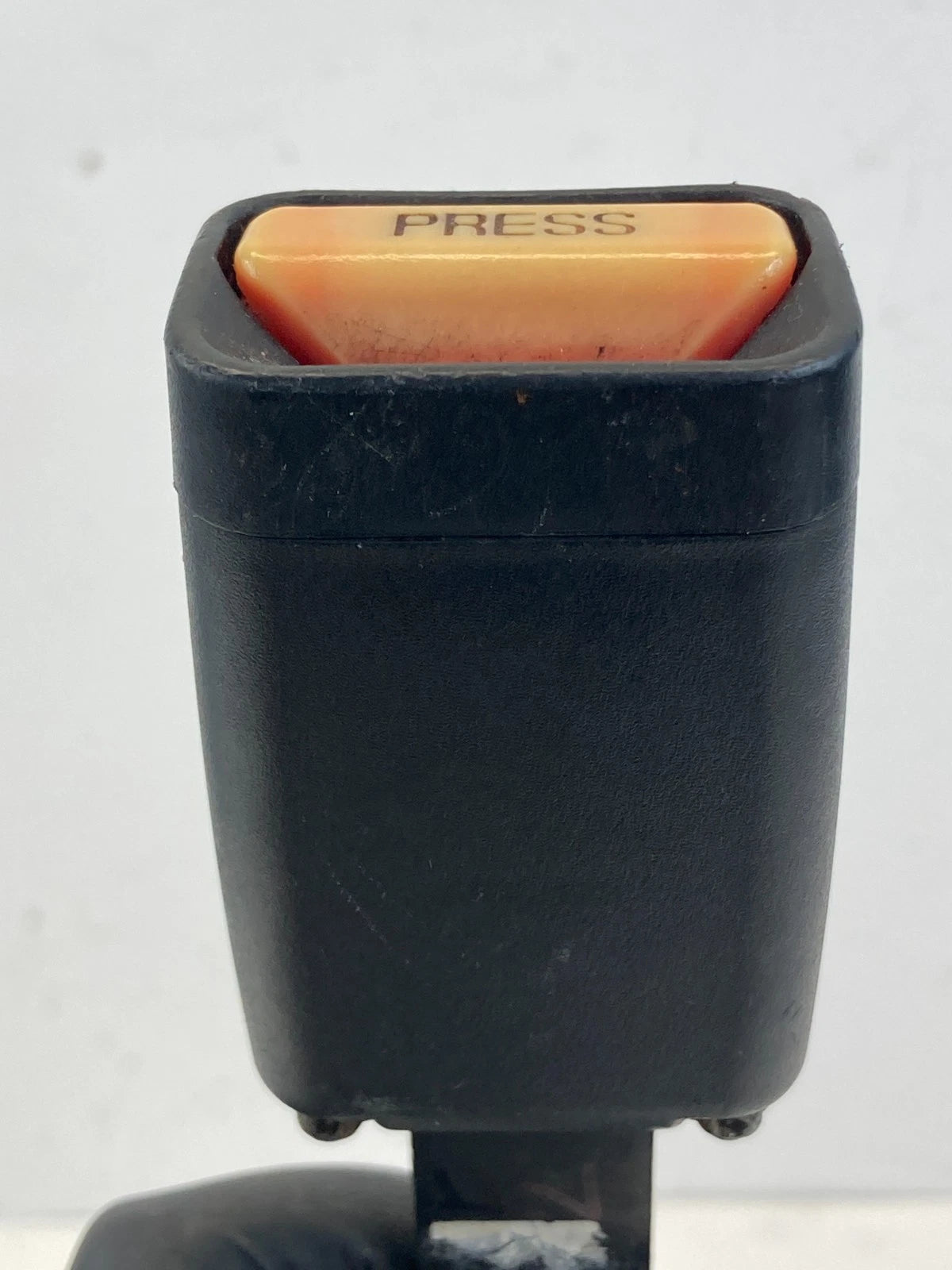 2014 15 16 17 2018 Kia Forte Front Left Side Seat Belt Buckle OEM