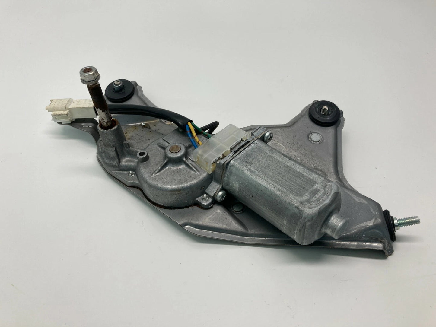2004-2009 TOYOTA PRIUS HATCHBACK REAR WINDSHIELD WIPER MOTOR ASSY 8513047010 OEM