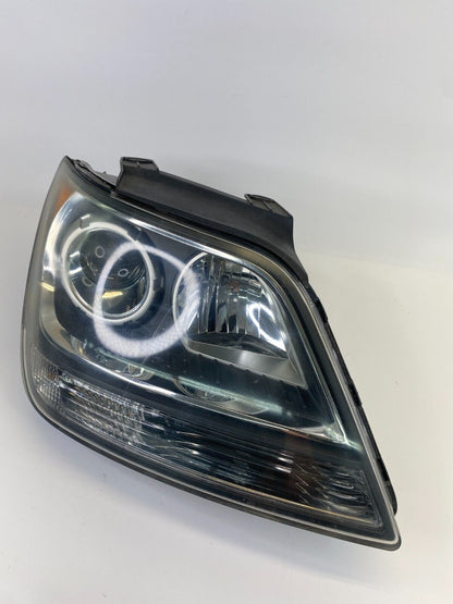 2009 2010 2011 Kia Borrego Front Right Passenger Headlight Headlamp OEM