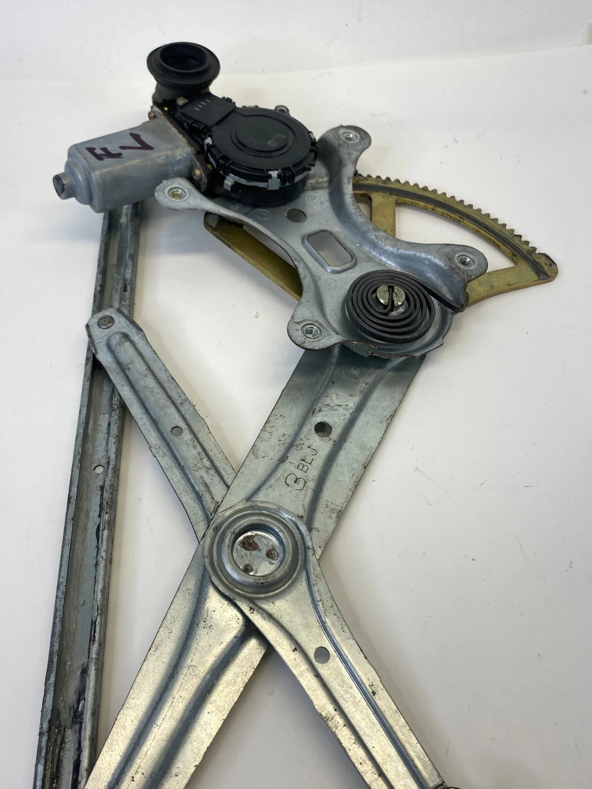 02 03 LEXUS ES300 FRONT LEFT SIDE DOOR POWER WINDOW REGULATOR & MOTOR 8572033140