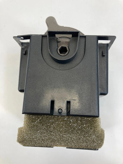 98-11 MERCURY GRAND MARQUIS DASH AC AIR VENT HEATER GRILLE F8AH-19C682-AB OEM